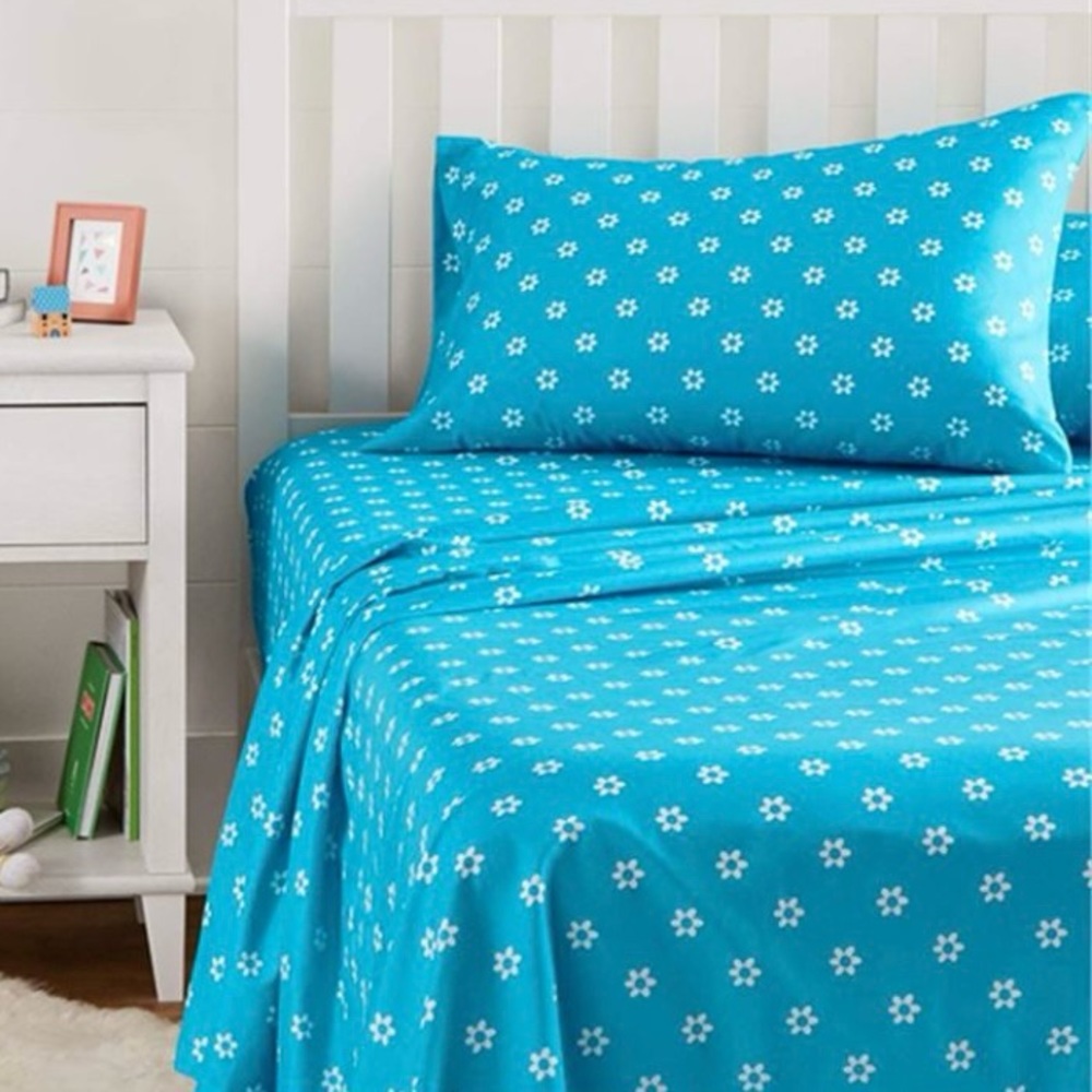 Microfibre sheet set twin size blue floral print BNIB